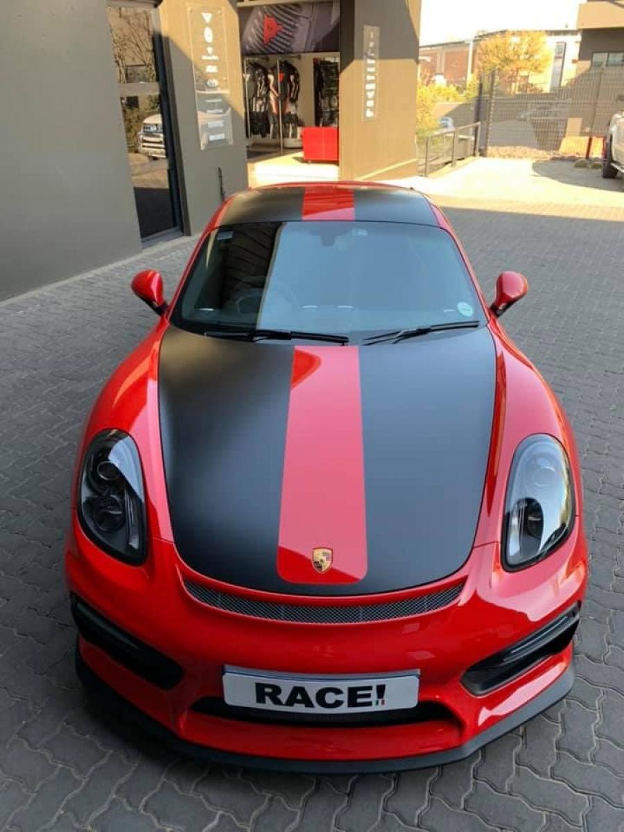  Porsche 718 Cayman GT4 by RACE! 2019 года  (фото 6 из 11)